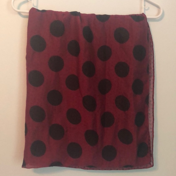 Dual patterned scarf - Picture 2 of 3